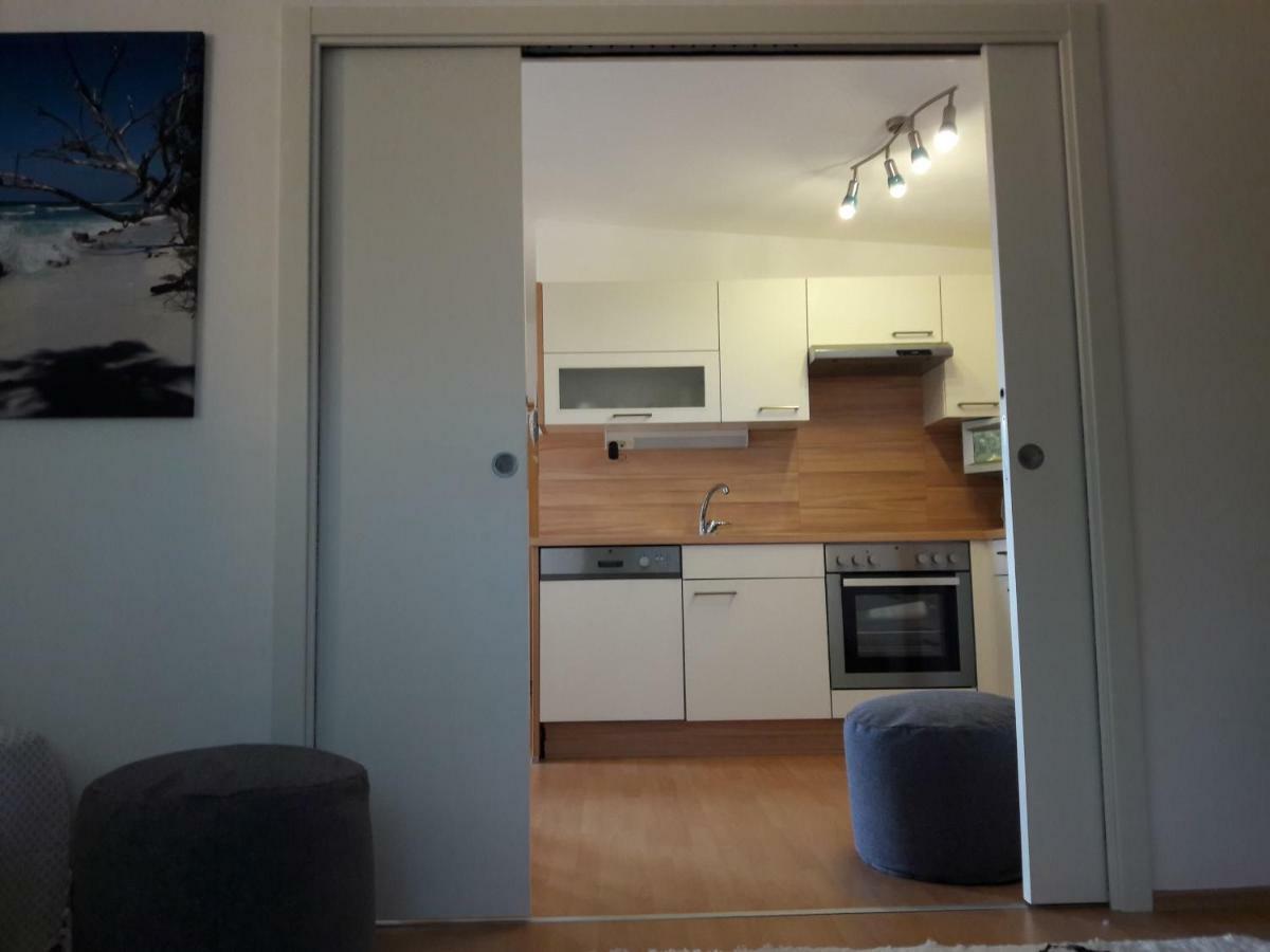 Bungalow At Lake Alte Donau ウィーン エクステリア 写真