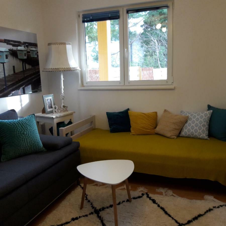 Bungalow At Lake Alte Donau ウィーン エクステリア 写真