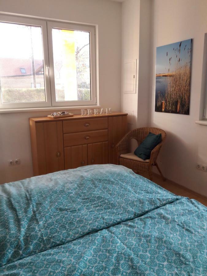 Bungalow At Lake Alte Donau ウィーン エクステリア 写真